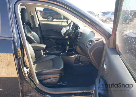 2020 Jeep Compass Altitude Fwd из США, поврежденный, VIN 3C4NJCBB6LT133761